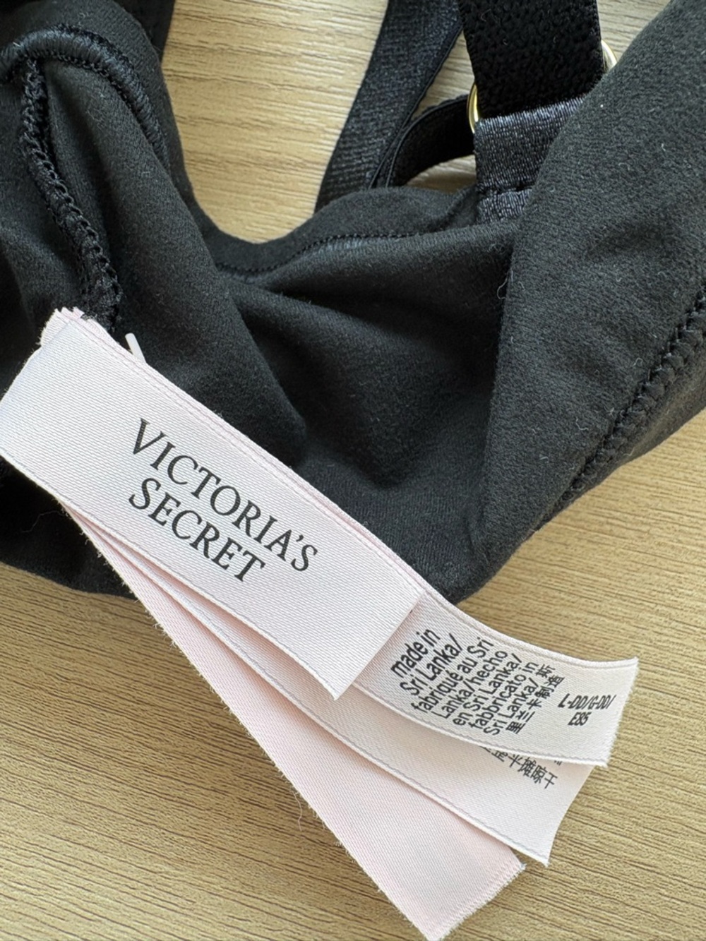 Black Wireless Bralette - VIctoria's Secret NWOT - Picture 5 of 9